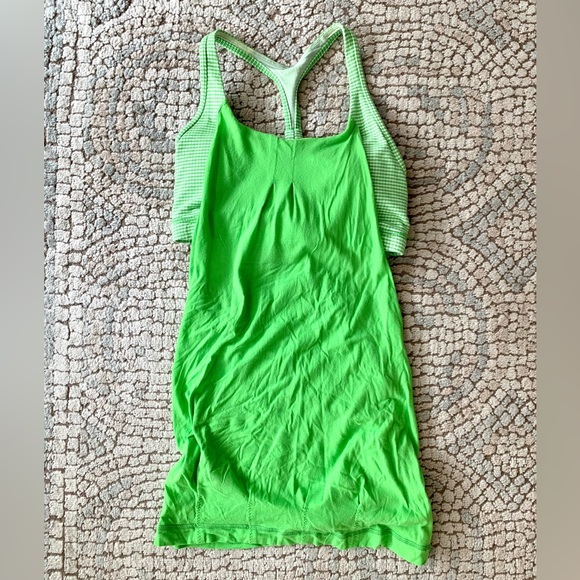 Lululemon Practice Freely Tank Sz 4 - Picture 4 of 6